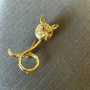 Vintage designer gold tone CAT Pink eyes and clear rhinestones